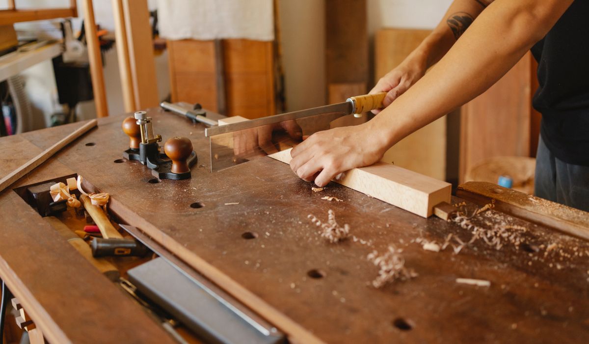 How to Choose the Right Wood for Beginner Projects